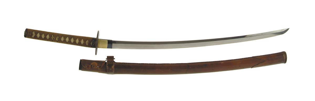 Appraisal: JAPANESE BUKE-ZUKURI MOUNTED KOTO SWORD shinogi zukuri blade is O-suriage