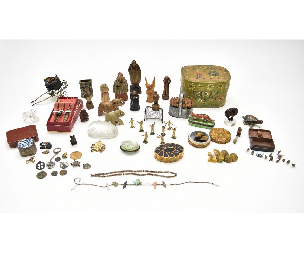 Appraisal: Miscellaneous Grouping etc Miscellaneous grouping to include a cloisonn match