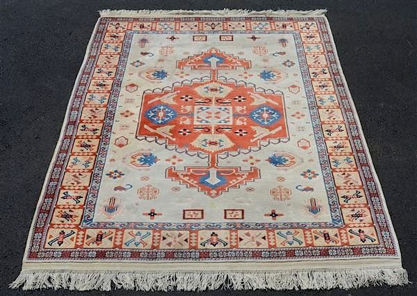 Appraisal: Geometric Pattern Oriental Style Room Size Rug Modern Geometric Pattern