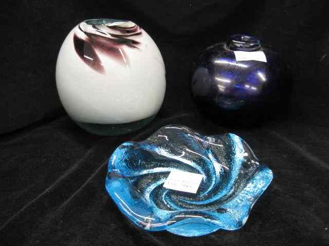 Appraisal: pcs Art Glass two rosebowls and small dish one signed