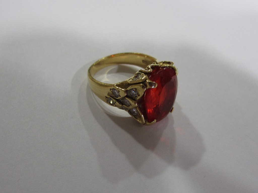 Appraisal: Gents ct gold fire opal and diamond set dress ring