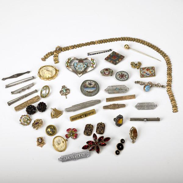 Appraisal: COSTUME AND SILVER JEWELRY AND BEADS Approx pieces - Includes