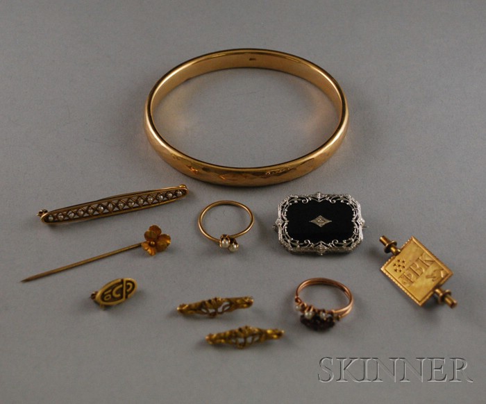 Appraisal: Small Group of Mostly kt Gold Antique Jewelry including an