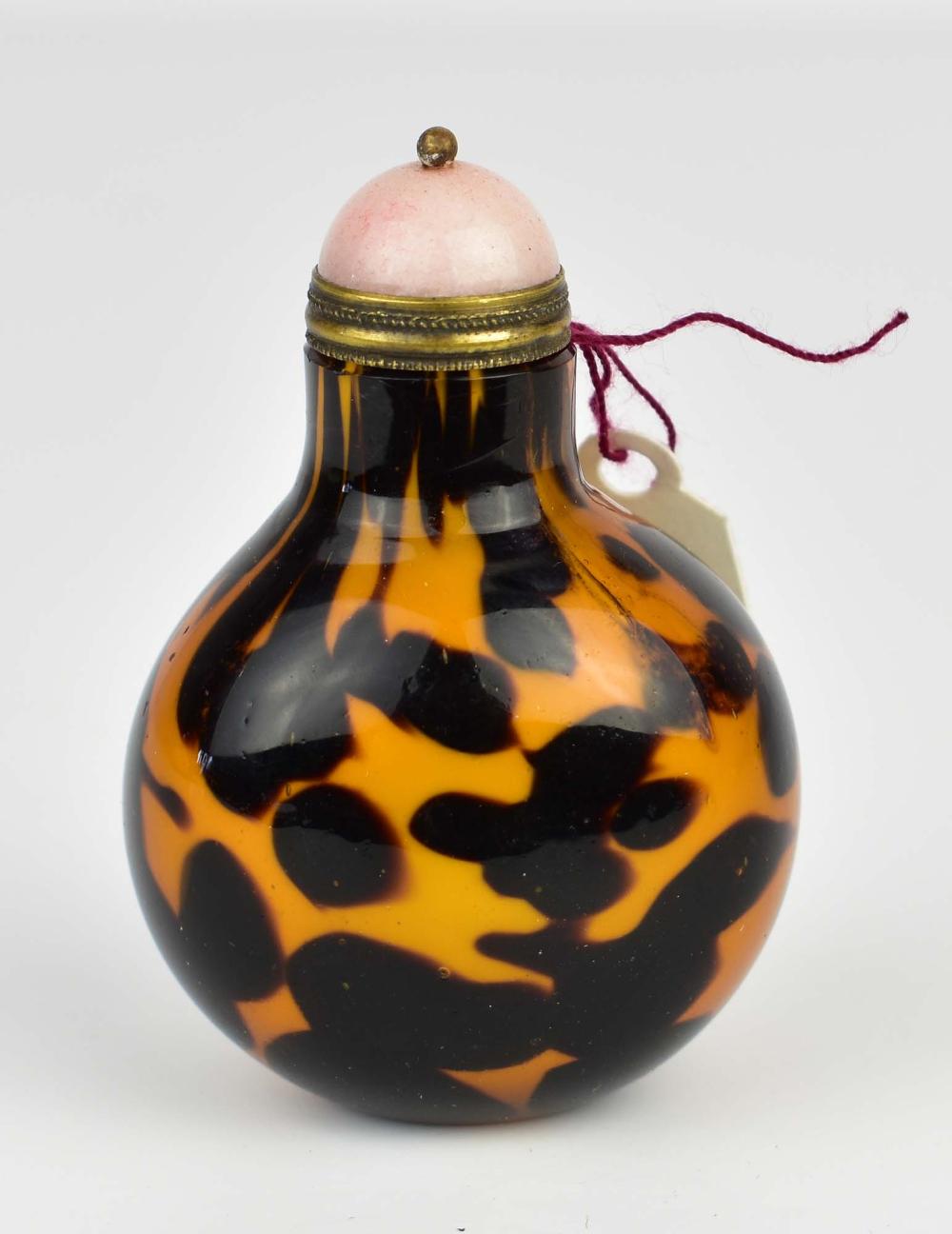 Appraisal: CHINESE FAUX TORTOISE SHELL GLASS SNUFF BOTTLEOf circular shape with