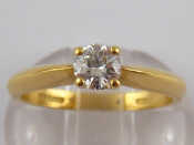 Appraisal: A yellow metal tests carat gold diamond solitaire ring the