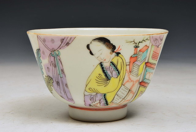 Appraisal: A CHINESE ENAMEL CUP decorated with a female figure at