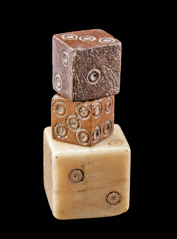 Appraisal: Roman Bone Dice Group of Roman Imperial ca st to