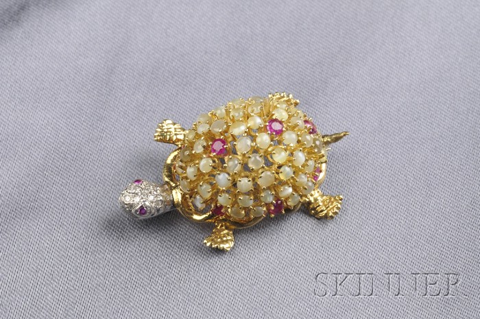 Appraisal: kt Gold Cat's-eye Chrysoberyl and Gem-set Turtle Brooch with cabochon