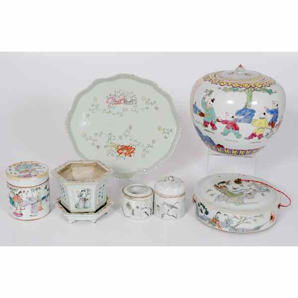 Appraisal: Chinese Porcelain Tablewares Chinese A seven-piece assembled group of porcelain