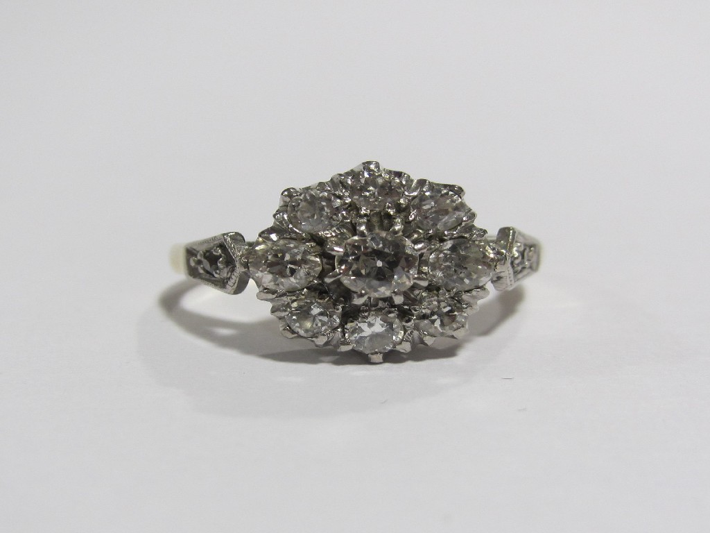 Appraisal: A Victorian ct gold and platinum diamond cluster ring with