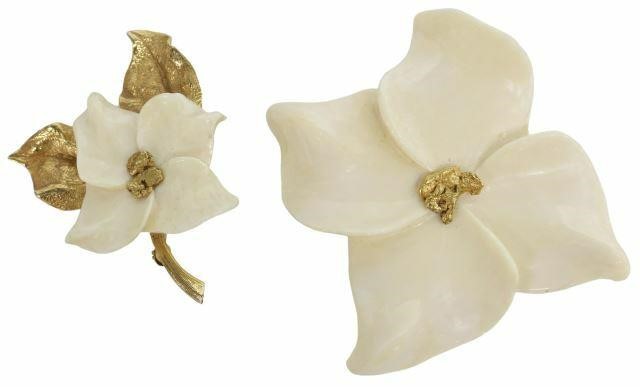 Appraisal: lot of Estate carved bone brooches pins floral bloom with