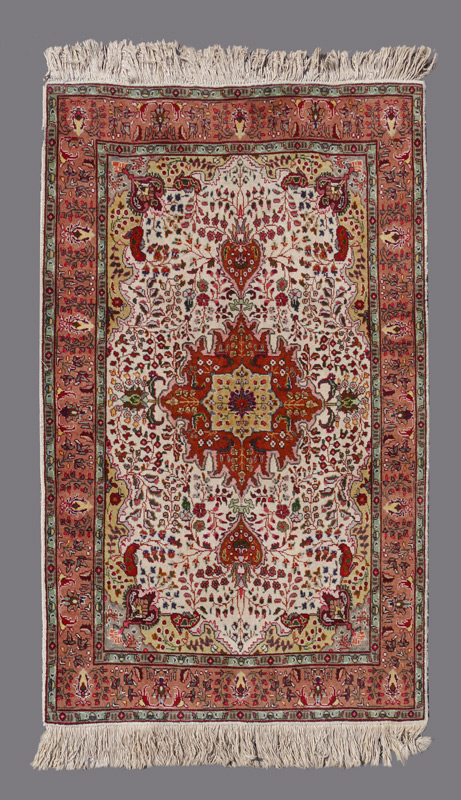 Appraisal: APPROX - YR OLD PERSIAN DESIGN HAND KNOTTED WOOL RUG