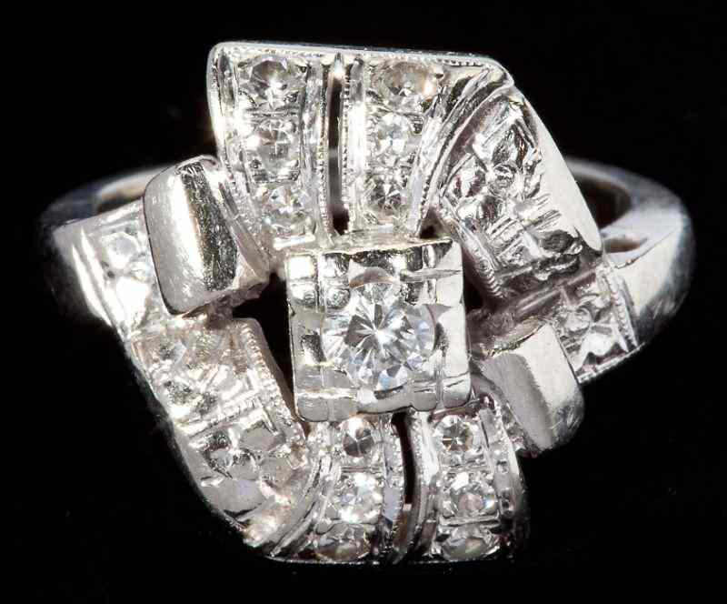 Appraisal: Vintage Diamond Ringcentering on one round brilliant cut diamond approximately