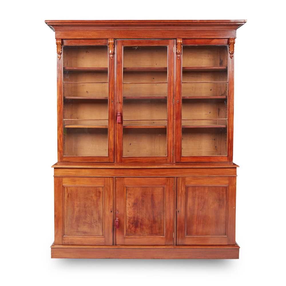 Appraisal: VICTORIAN MAHOGANY LIBRARY BOOKCASE TH CENTURY the moulded cornice above