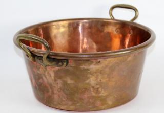 Appraisal: French copper candy vat with handles French copper candy vat