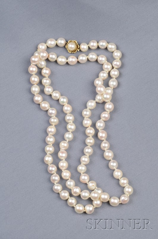 Appraisal: Cultured Pearl Necklace composed of eighty-eight white semi-baroque pearls with