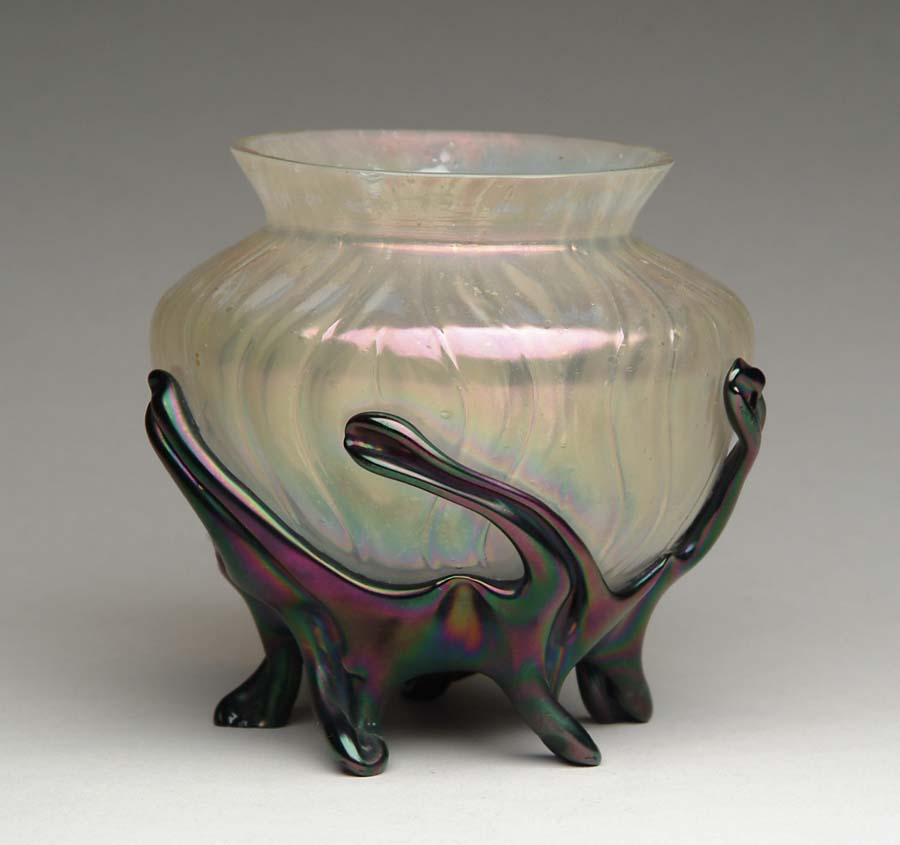 Appraisal: LOETZ VASE Outstanding Loetz vase has clambroth iridescent body with