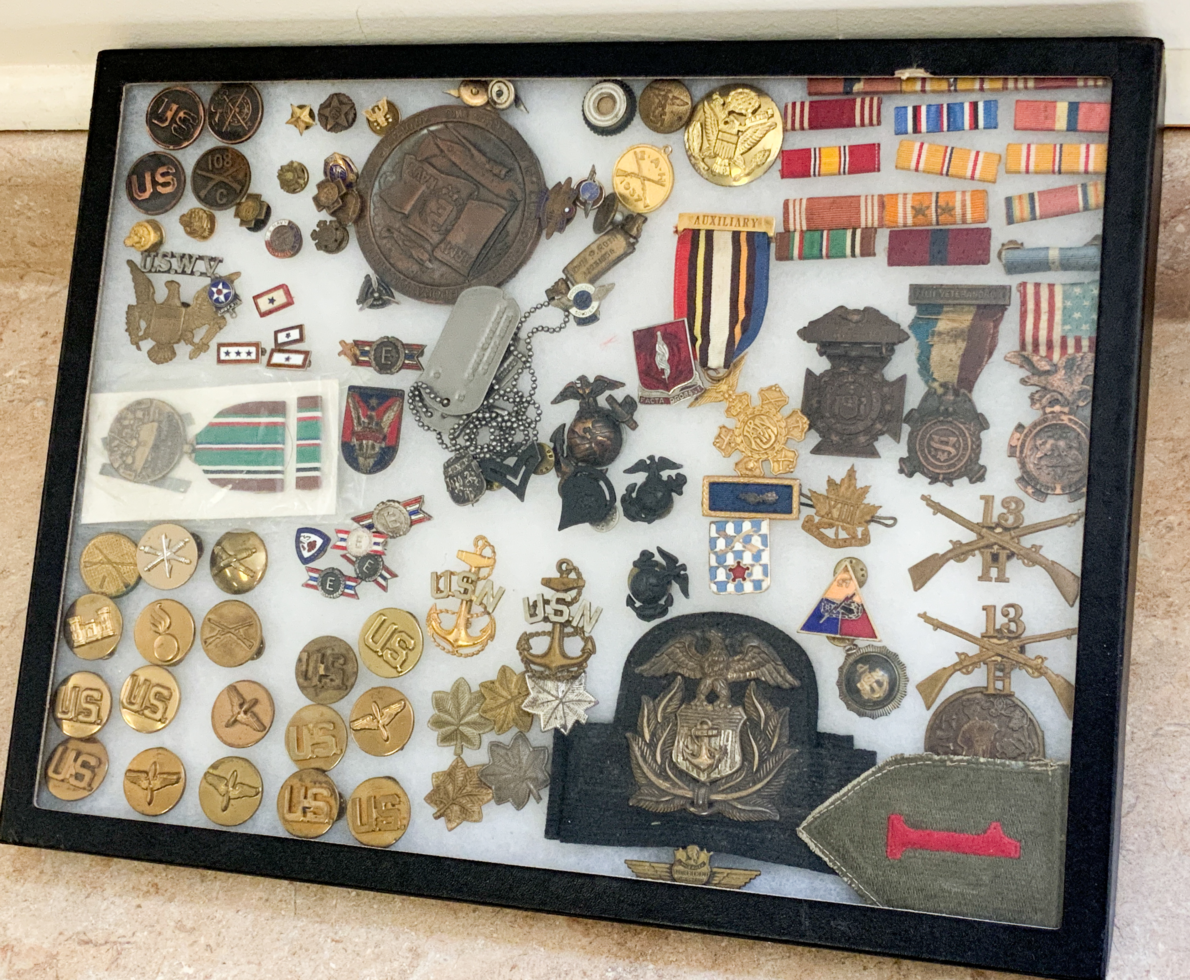 Appraisal: MILITARY PINS BUTTONS DOG TAGS With display case