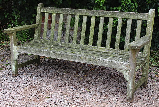 Appraisal: AN OLD TEAK SLATTED GARDEN BENCH cm wide