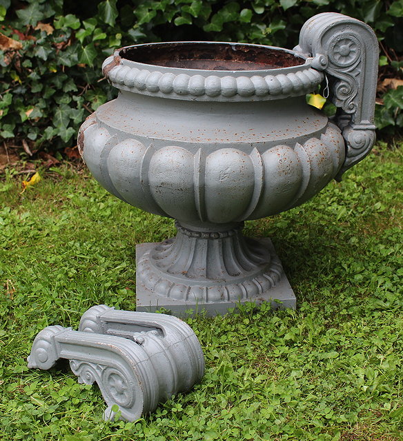 Appraisal: AN ANTIQUE GREY PAINTED CAST IRON GARDEN URN with scroll