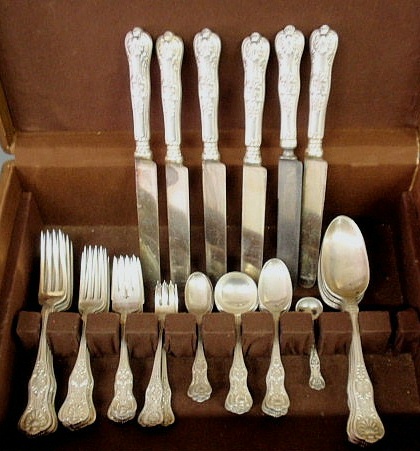 Appraisal: Sterling silver Kings pattern flatware assembled set to include six