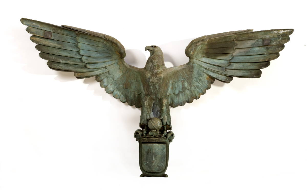 Appraisal: LARGE AMERICAN MOLDED BRONZE SPREADWING EAGLE BUILDING ORNAMENT EARLY TWENTIETH