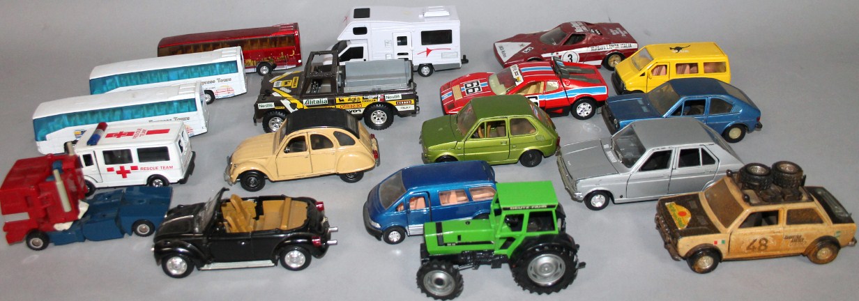 Appraisal: Various die-cast vehicles and models etc to include Burago Polistil