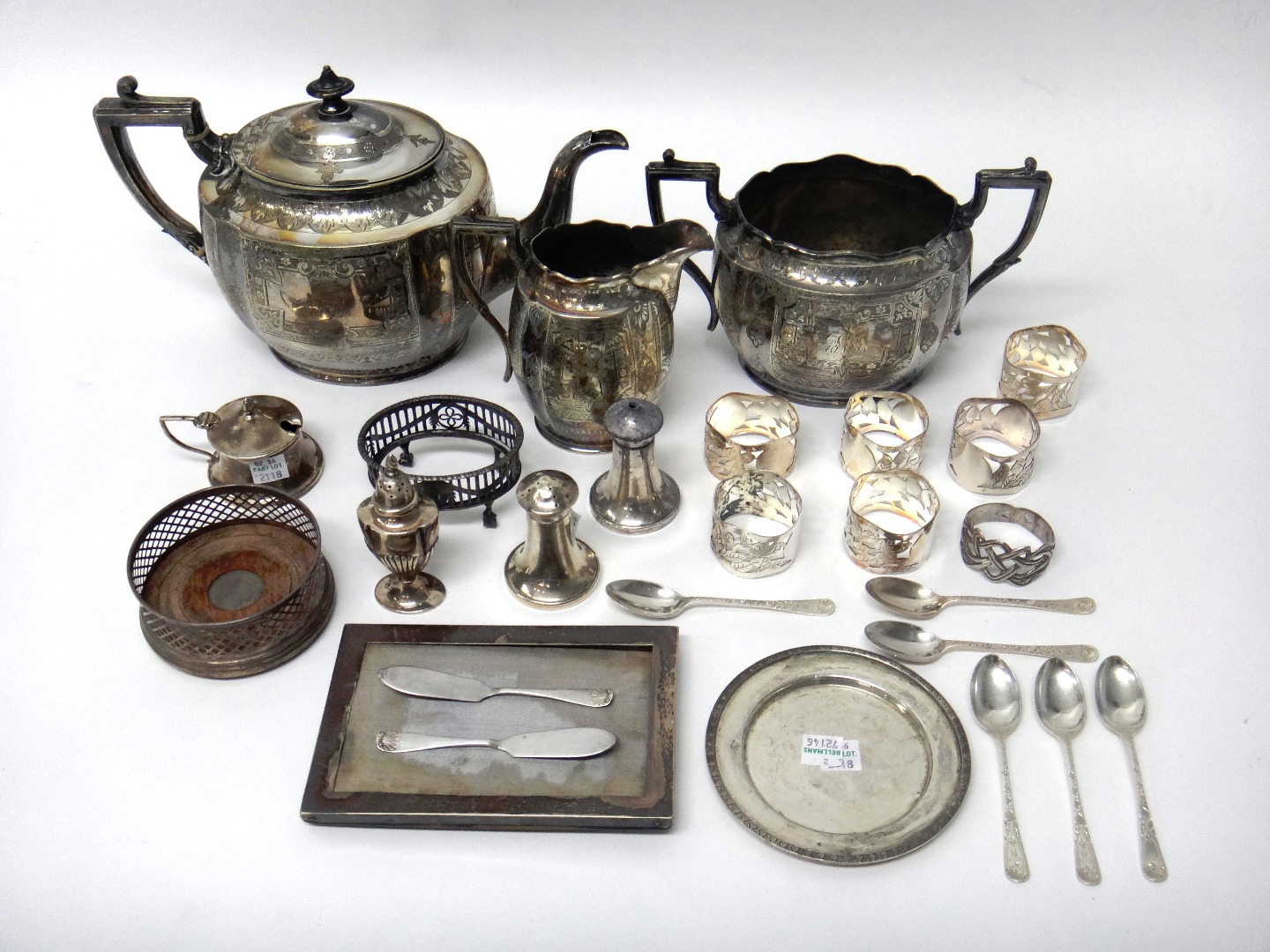 Appraisal: Silver and silver mounted wares comprising a rectangular photograph frame