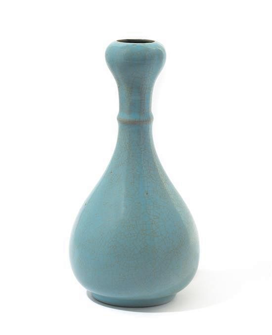 Appraisal: A Guan-Type Garlic Head Vase Height inches A Guan-Type Garlic