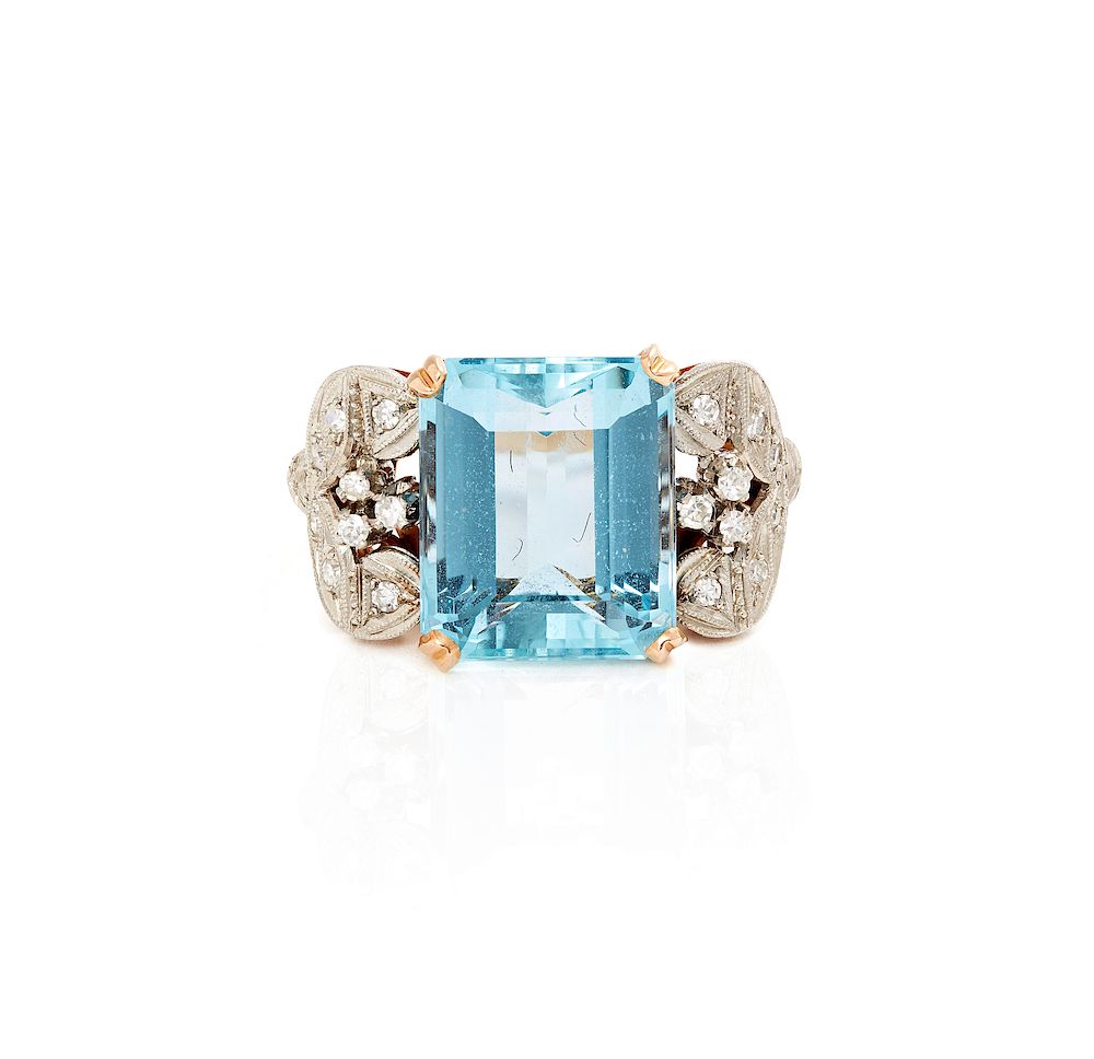 Appraisal: k Diamond Aquamarine Ring k ring with a center aquamarine