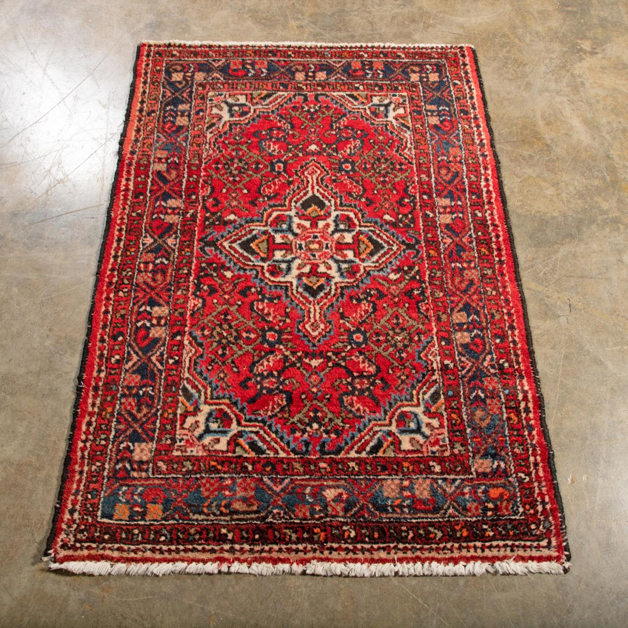 Appraisal: HAND KNOTTED WOOL PERSIAN HAMADAN RUNNER X Hand knotted wool