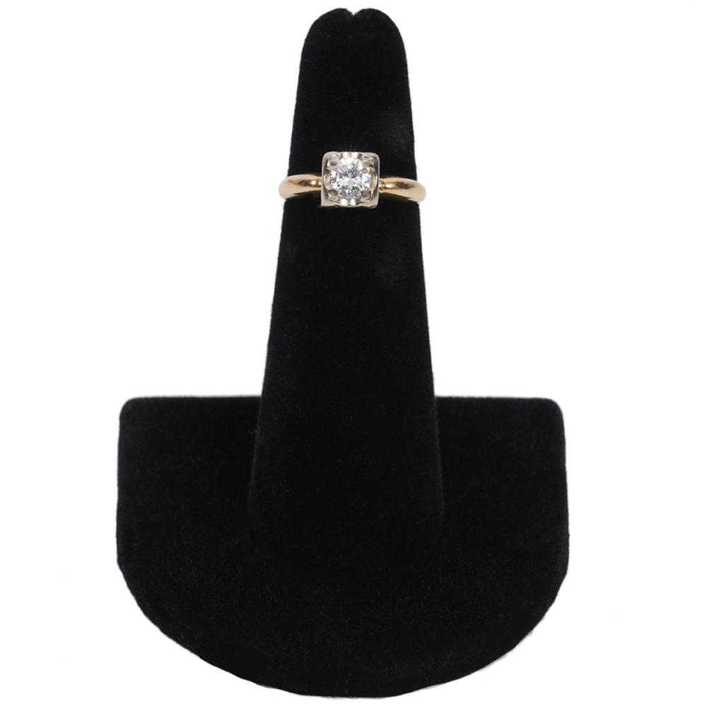 Appraisal: DIAMOND K WG LADY'S RING K white gold and diamond