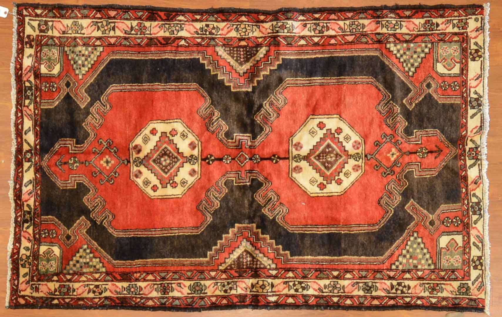 Appraisal: Hamadan rug approx x Iran modern Condition Corners are reduced