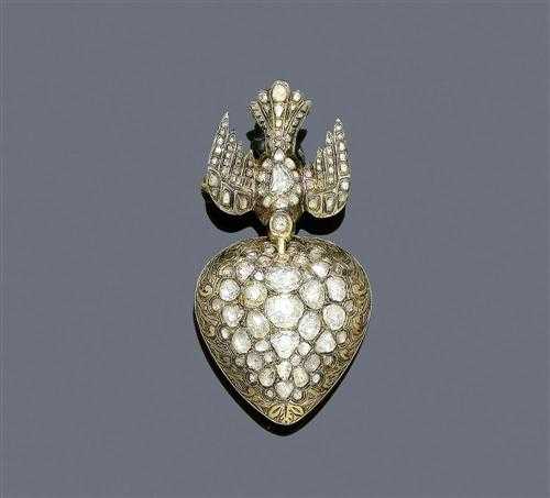 Appraisal: DIAMOND MEDAILLON PENDANT ca Pink gold Very decorative heart-shaped pendant