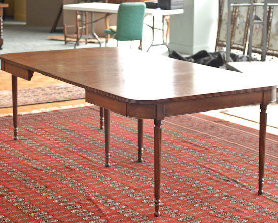 Appraisal: Georgian-style Mahogany Banquet Table reeded legs leaves high wide deep