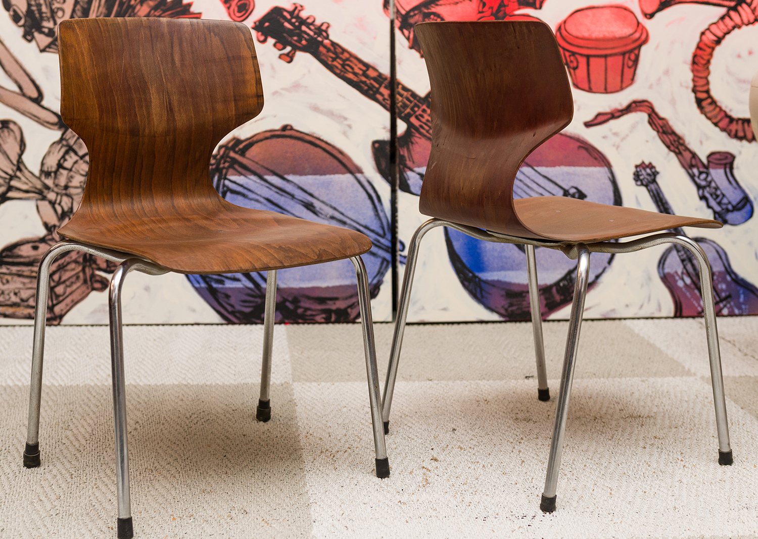 Appraisal: A SET OF SIX JAPANESE CONTEMPORARY MOULDED PLYWOOD CHAIRS WITH