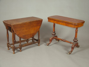 Appraisal: An oak gateleg table the oval top upon baluster turned