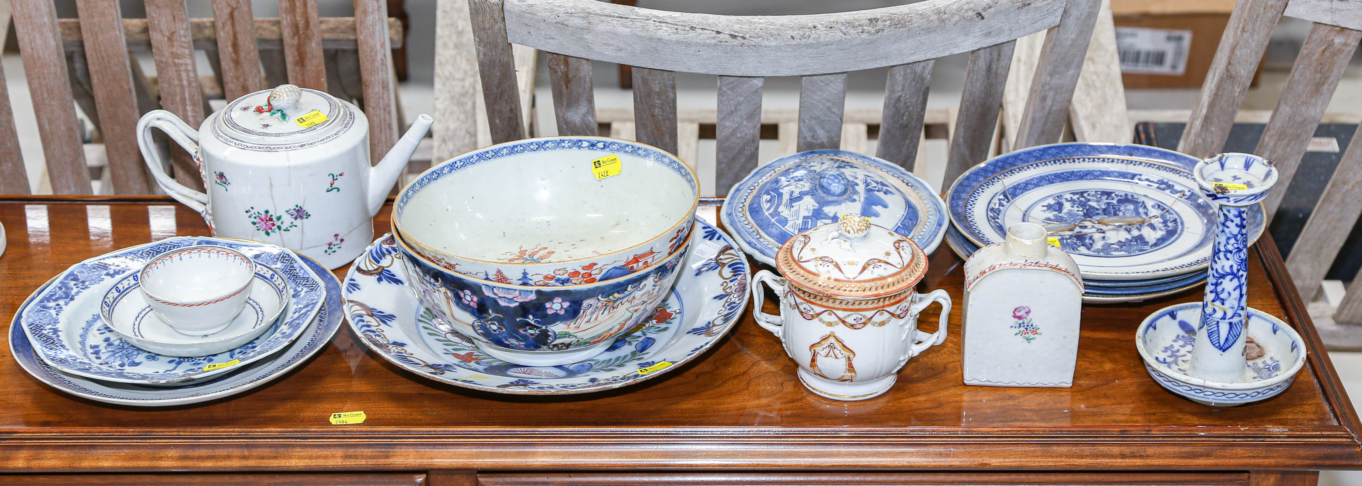 Appraisal: LARGE GROUP OF CHINESE EXPORT SIMILAR CERAMICS Including Canton and