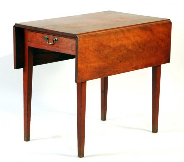 Appraisal: A tapered leg one drawer Federal walnut drop-leaf side table