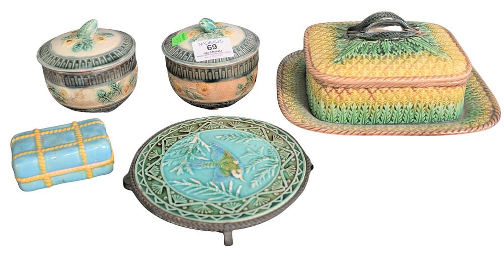 Appraisal: Five Piece Lot of Majolica to include a pineapple sardine