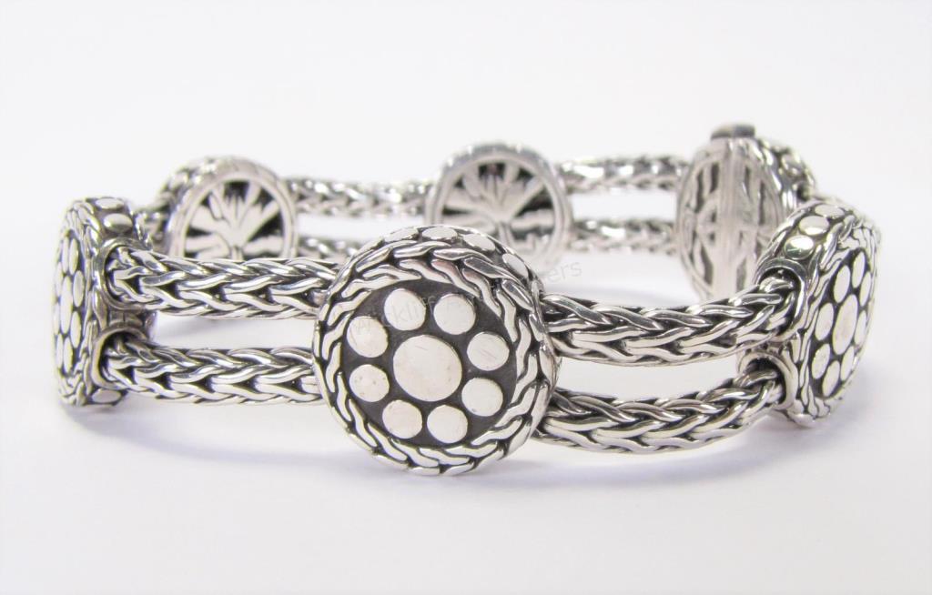 Appraisal: A John Hardy sterling silver bracelet from the Dot collection