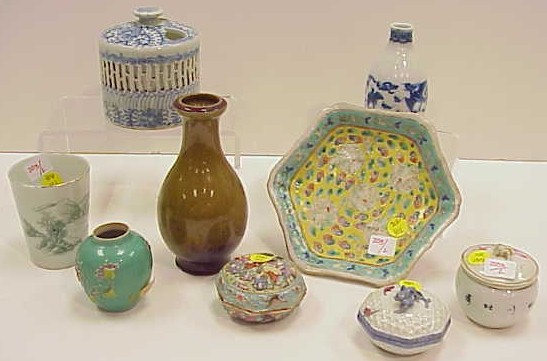 Appraisal: Asian porcelain th and th C including seal paste boxes