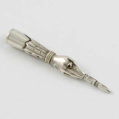 Appraisal: A Victorian novelty telescopic pencil in the form of a