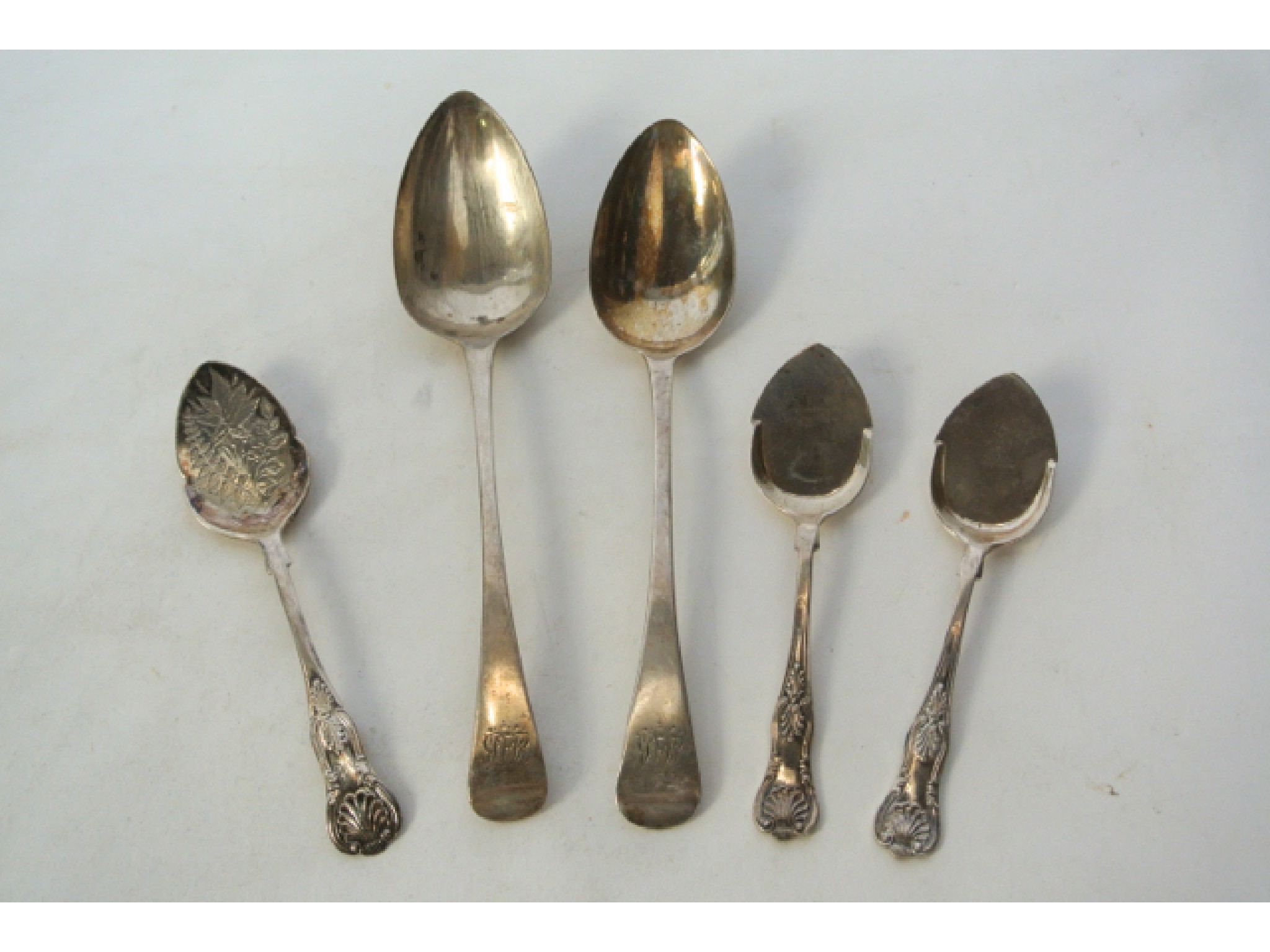 Appraisal: A pair of George III silver Old English pattern tablespoons