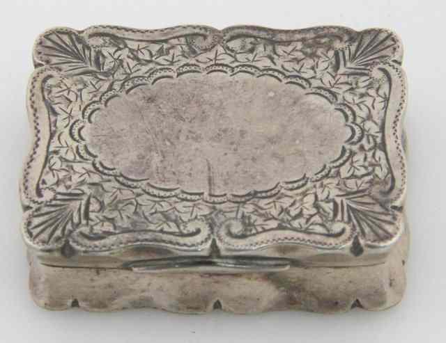 Appraisal: A silver snuff box Joseph Edwin Girard Birmingham etched vine