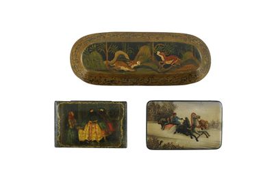 Appraisal: A lacquer box lid depicting a troika in the snow