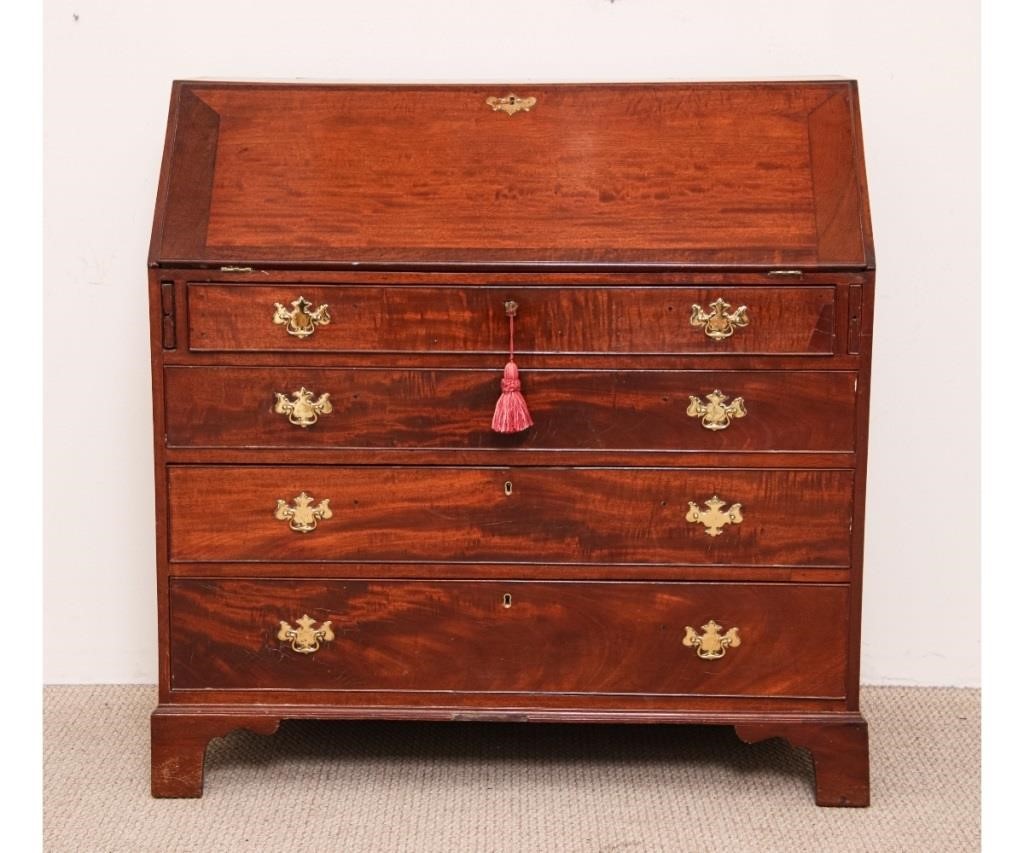 Appraisal: Chippendale mahogany slant lid desk circa with pigeonhole and document