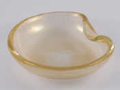 Appraisal: A small glass bowl with finely dispersed gold particle inclusions