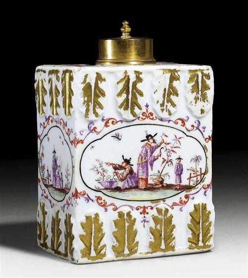 Appraisal: CHINOISERIE DECORATED TEA CADDY Meissen circa - Decorated with acanthus