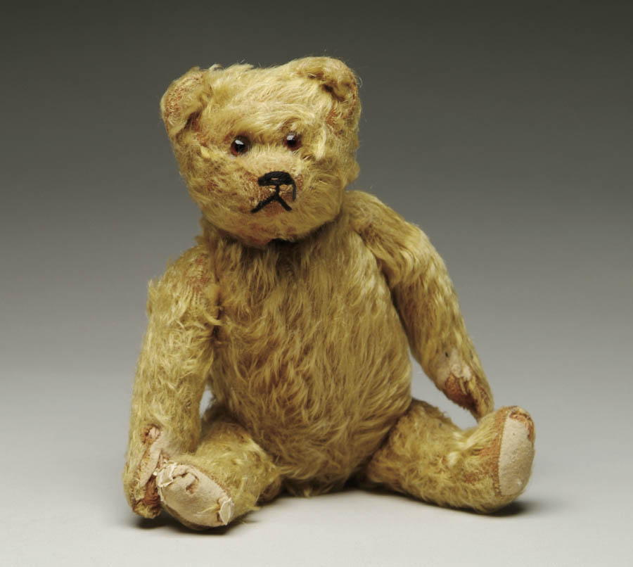 Appraisal: GOLDEN MOHAIR SCHUCO YES NO BEAR cm With glass eyes